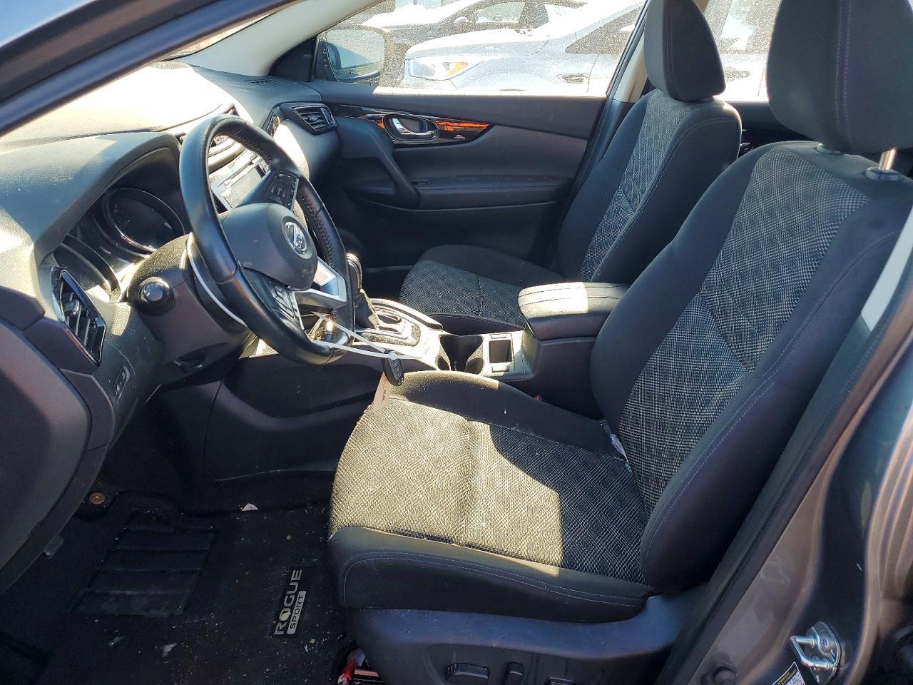 2021 Nissan Rogue Sport Sv - zdjęcie 7