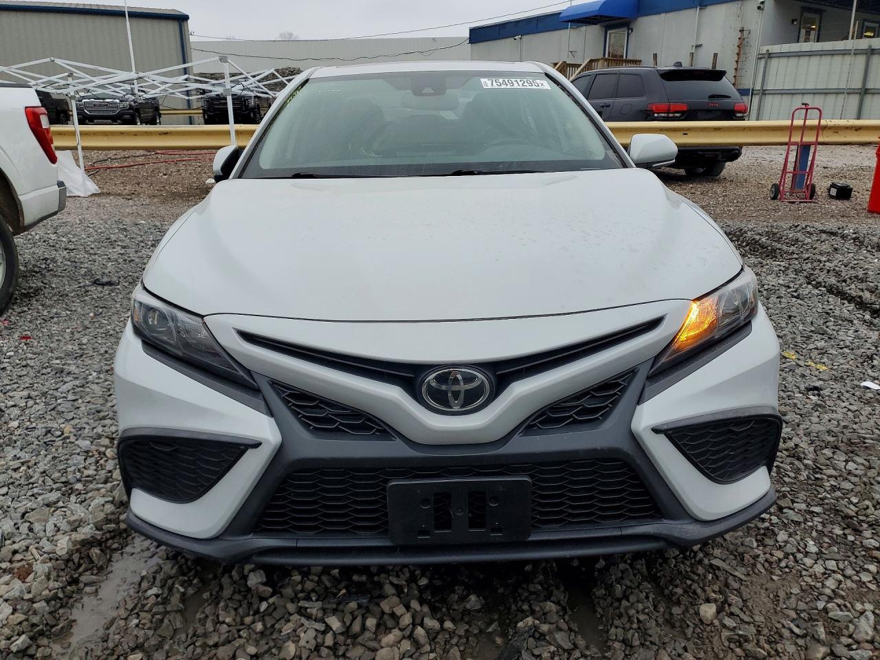 2023 Toyota Camry Se Night Shade - zdjęcie 5