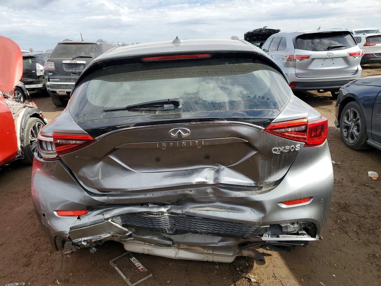 2018 Infiniti Qx30 Sport - zdjęcie 6