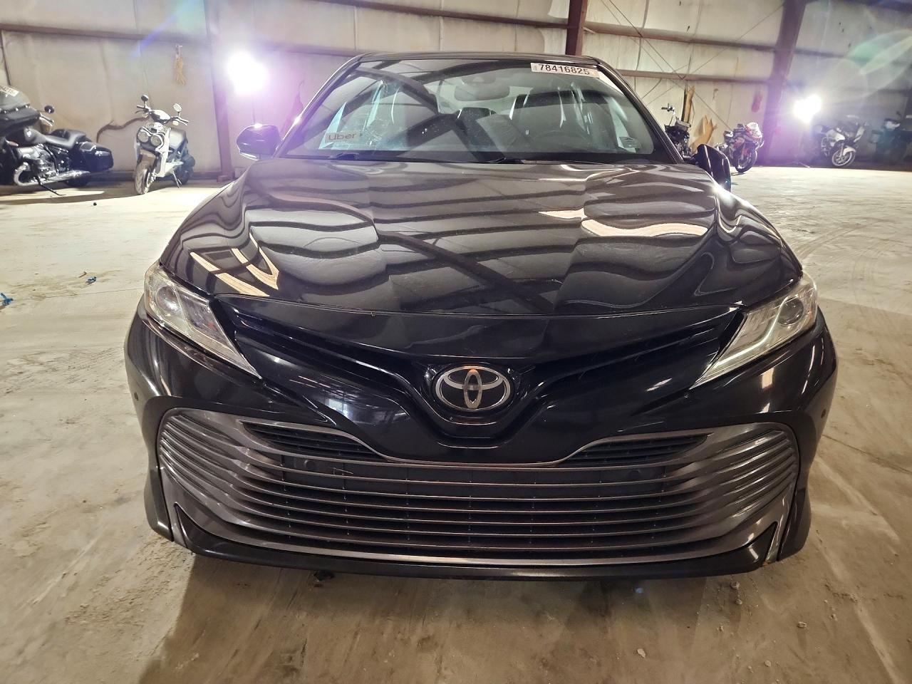 2018 Toyota Camry Xle - zdjęcie 5