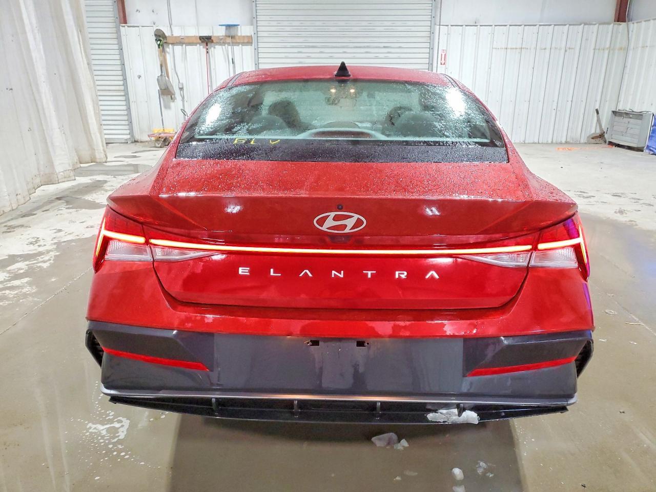 2025 Hyundai Elantra Sel - zdjęcie 6