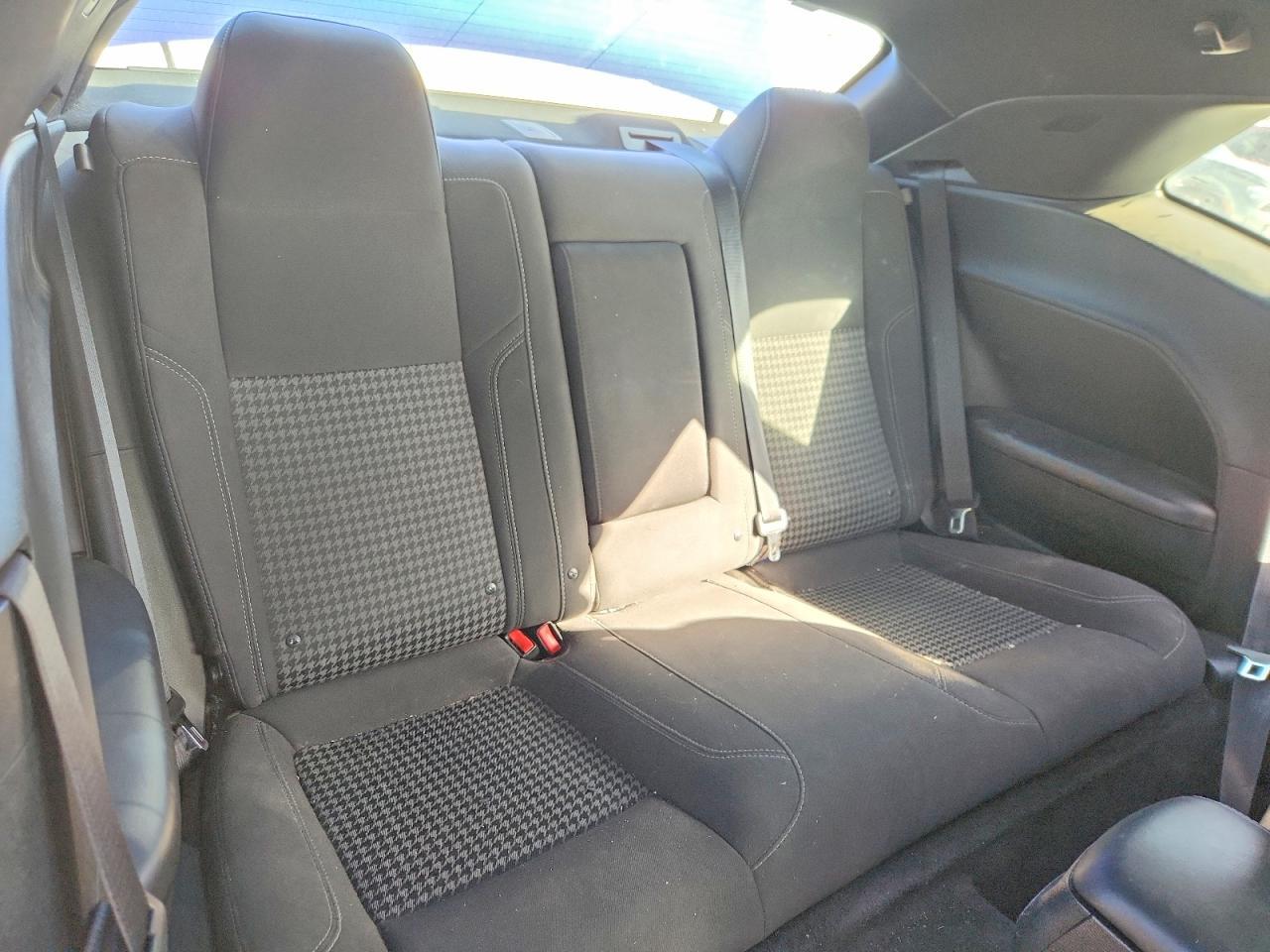 2018 Dodge Challenger Sxt - zdjęcie 10