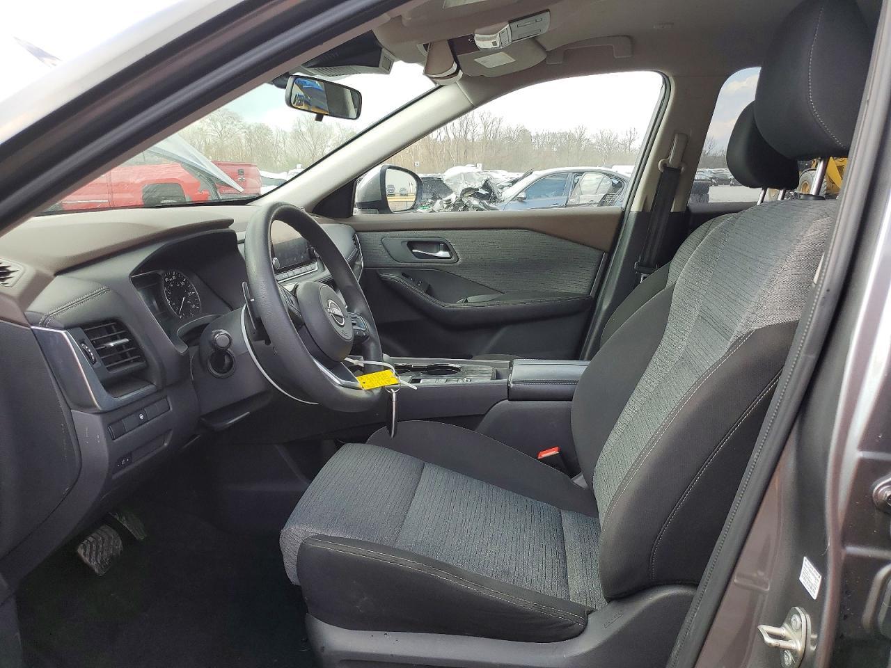 2023 Nissan Rogue Sv - zdjęcie 7