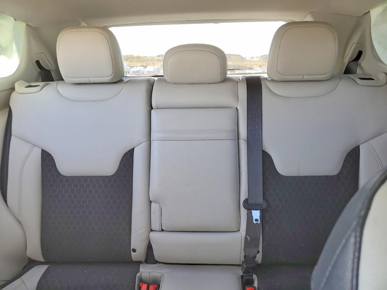 2018 Jeep Compass Latitude - zdjęcie 10