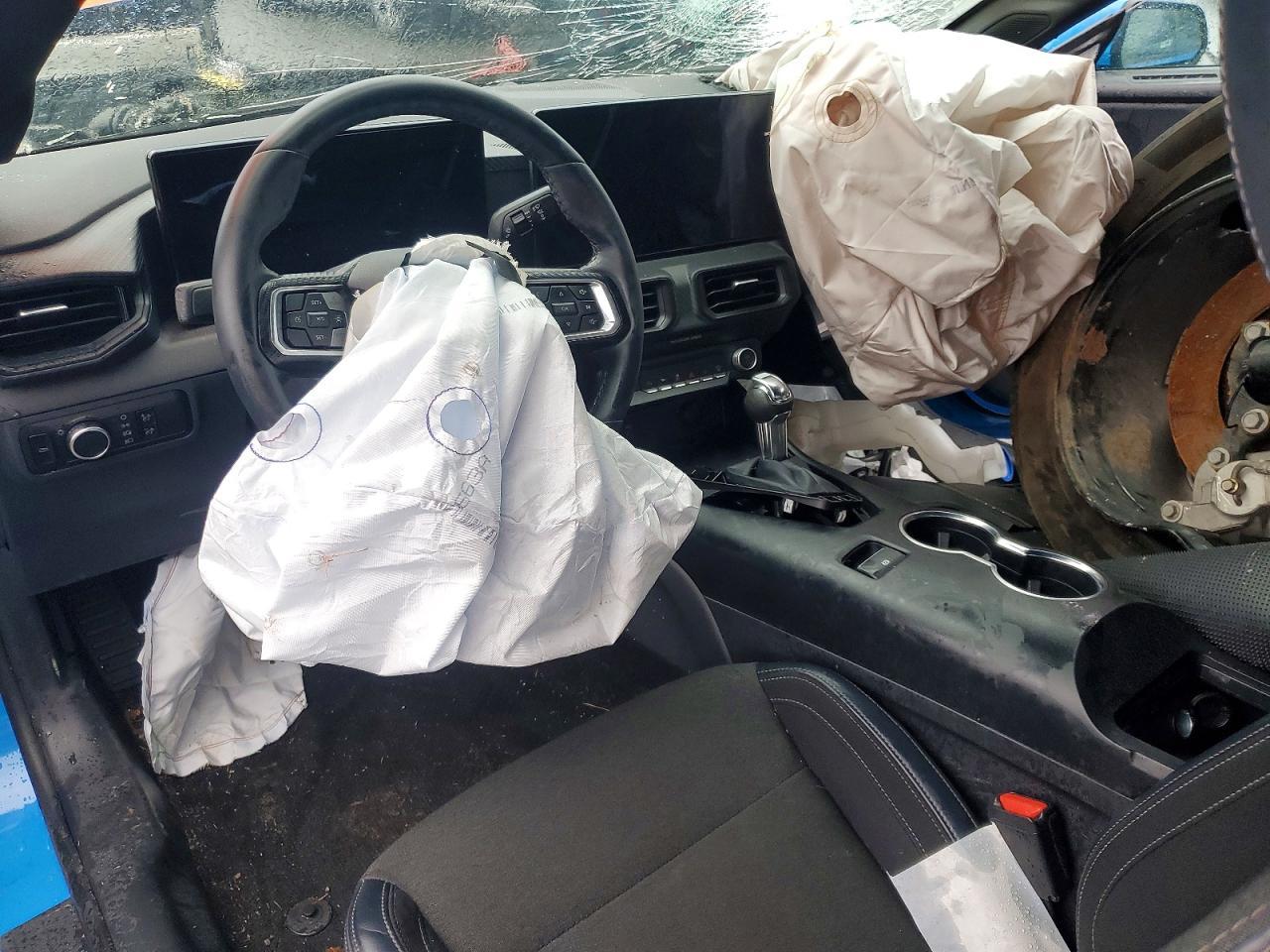 2024 Ford Mustang - zdjęcie 8