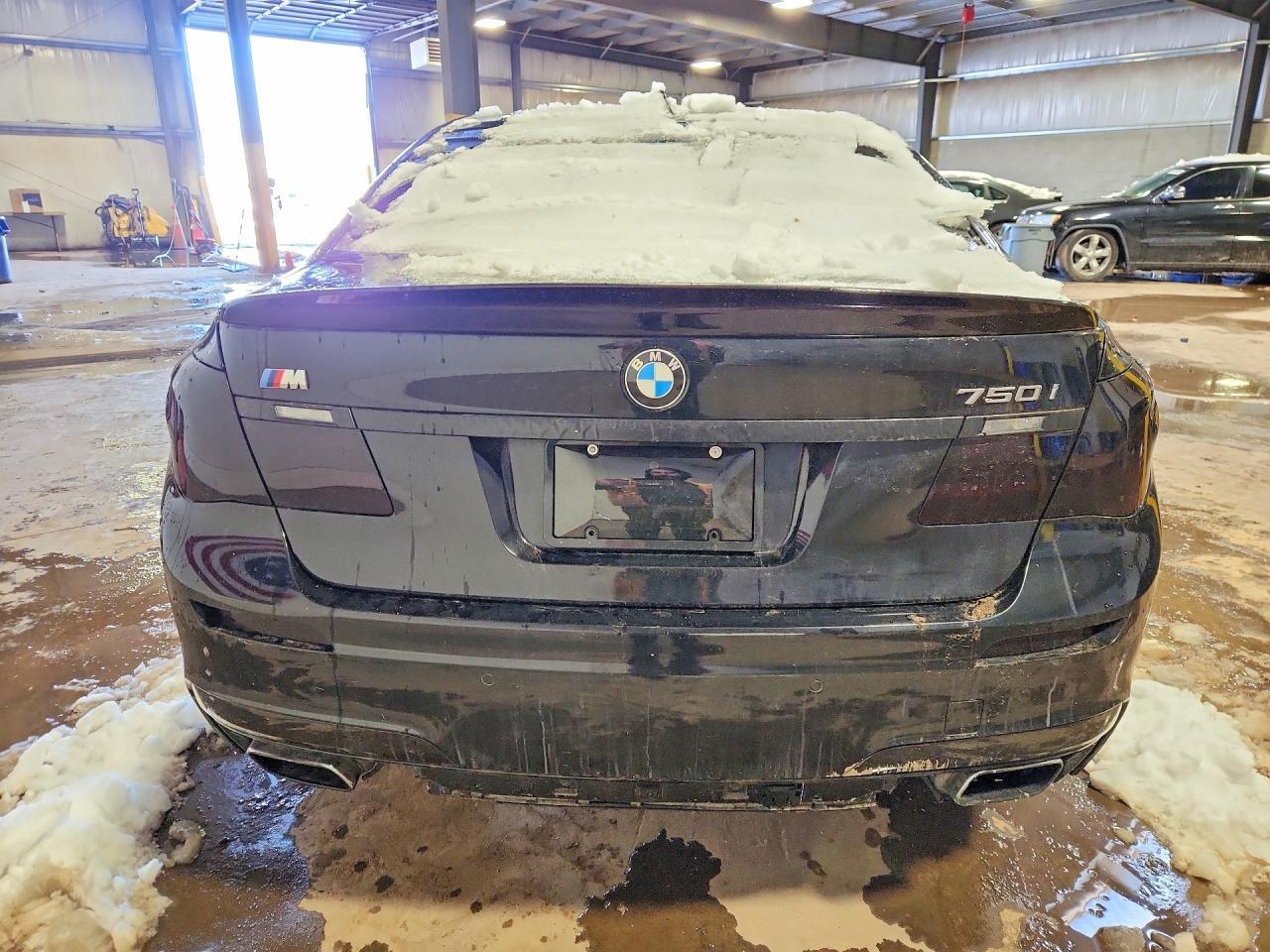 2013 BMW 750 I - zdjęcie 6