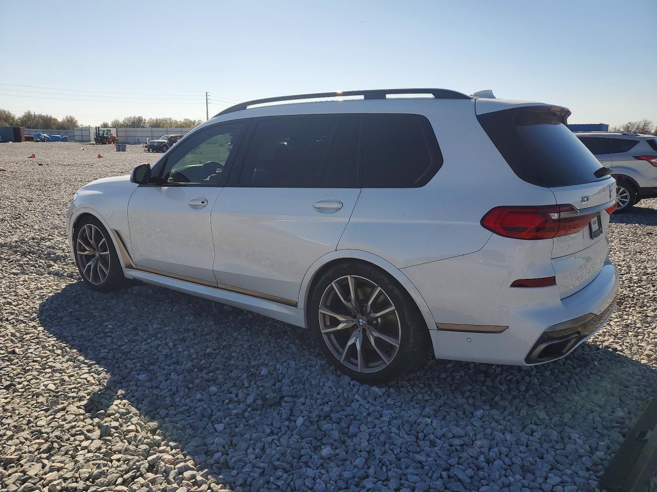 2022 BMW X7 M50I - zdjęcie 2