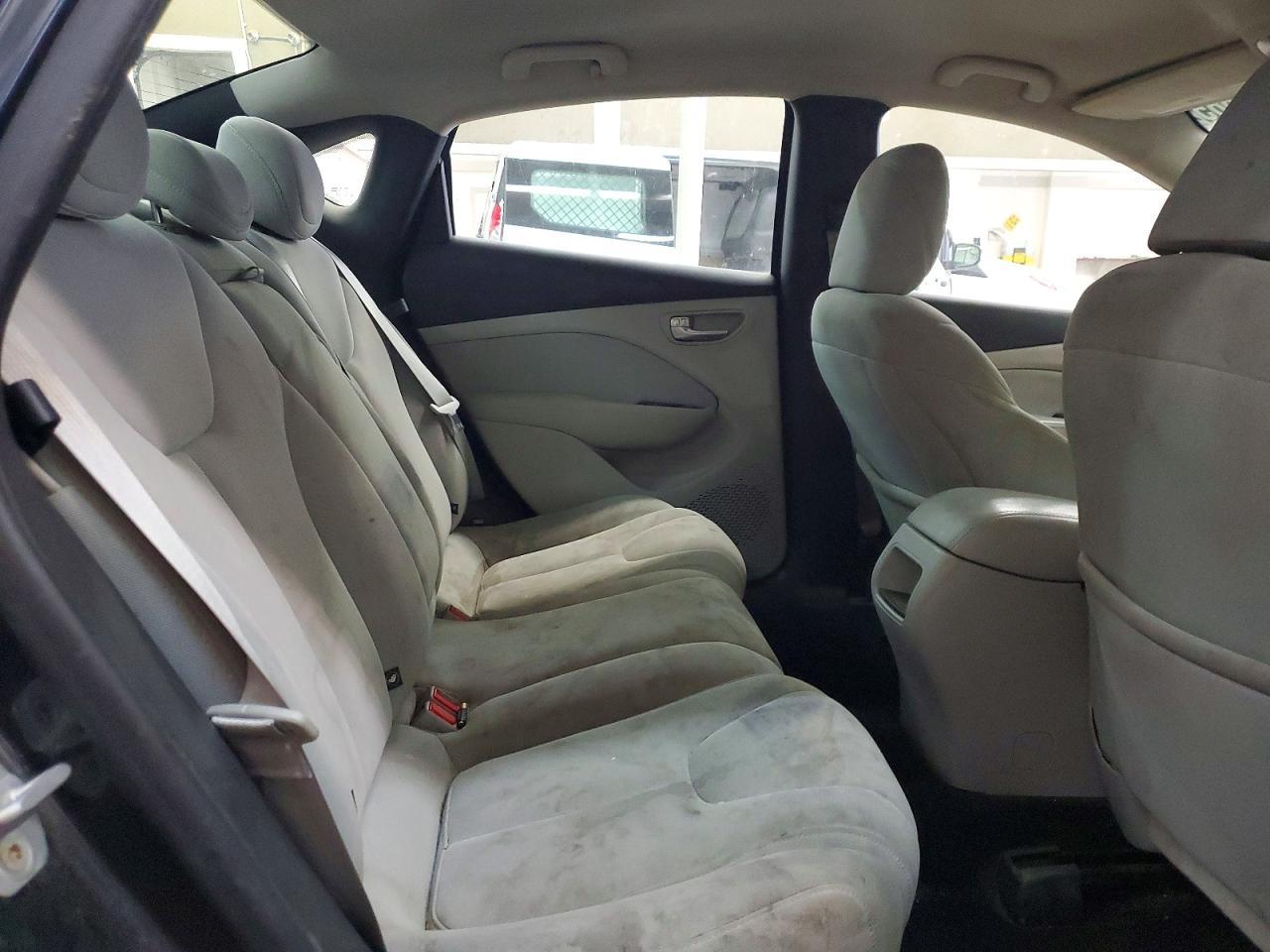 2013 Dodge Dart Sxt - zdjęcie 10