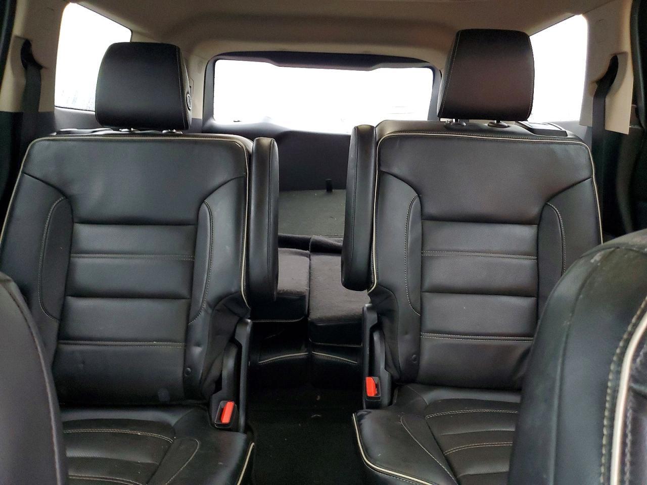 2017 GMC Acadia Denali - zdjęcie 10