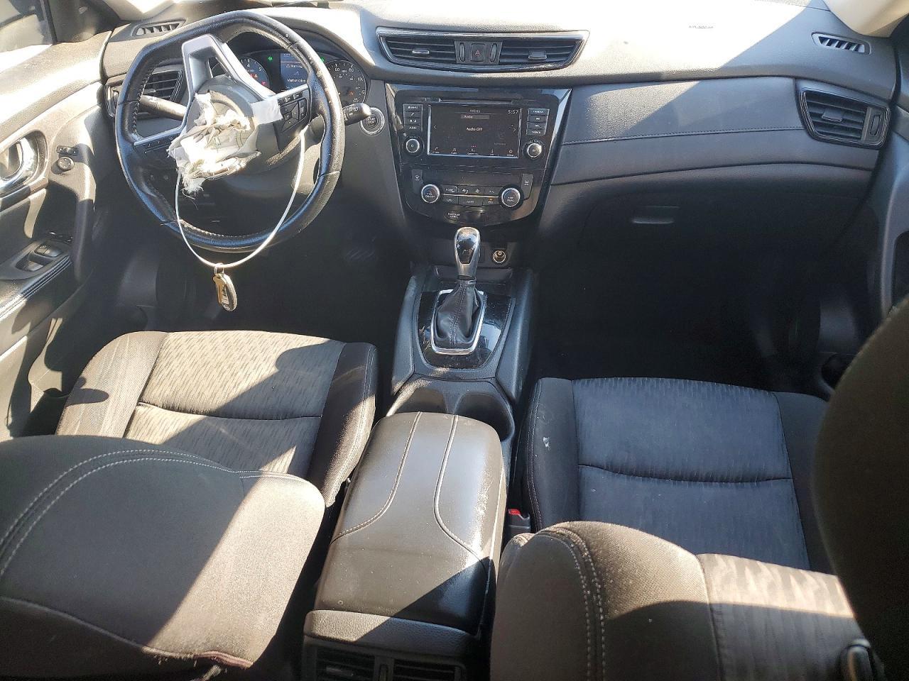 2020 Nissan Rogue Sv - zdjęcie 8