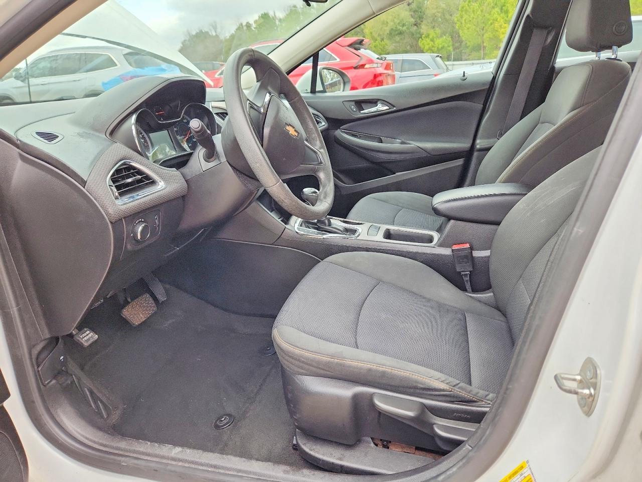 2017 Chevrolet Cruze Ls - zdjęcie 7