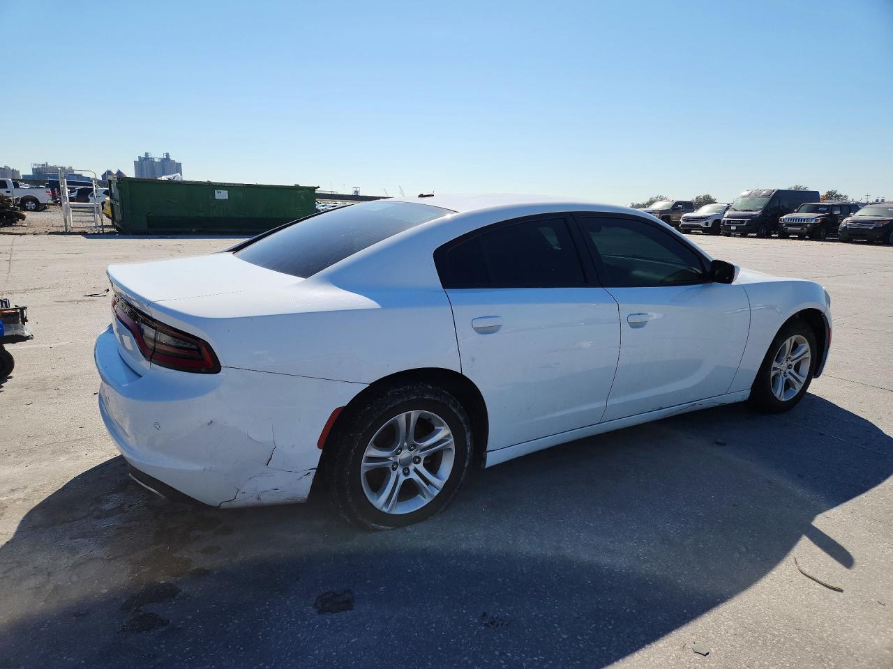 2021 Dodge Charger Sxt - zdjęcie 3