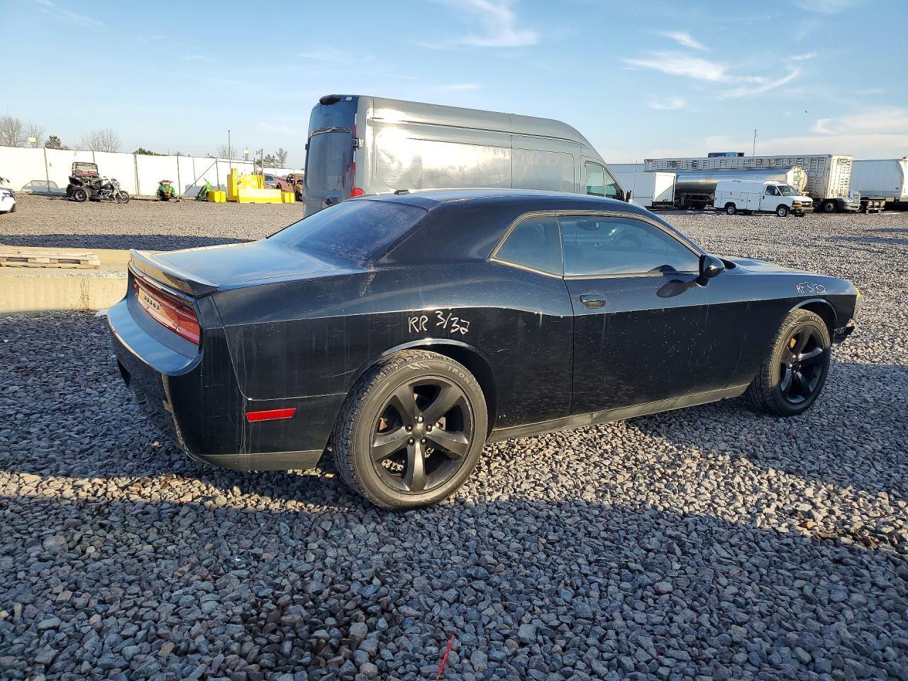 2013 Dodge Challenger Sxt - zdjęcie 3