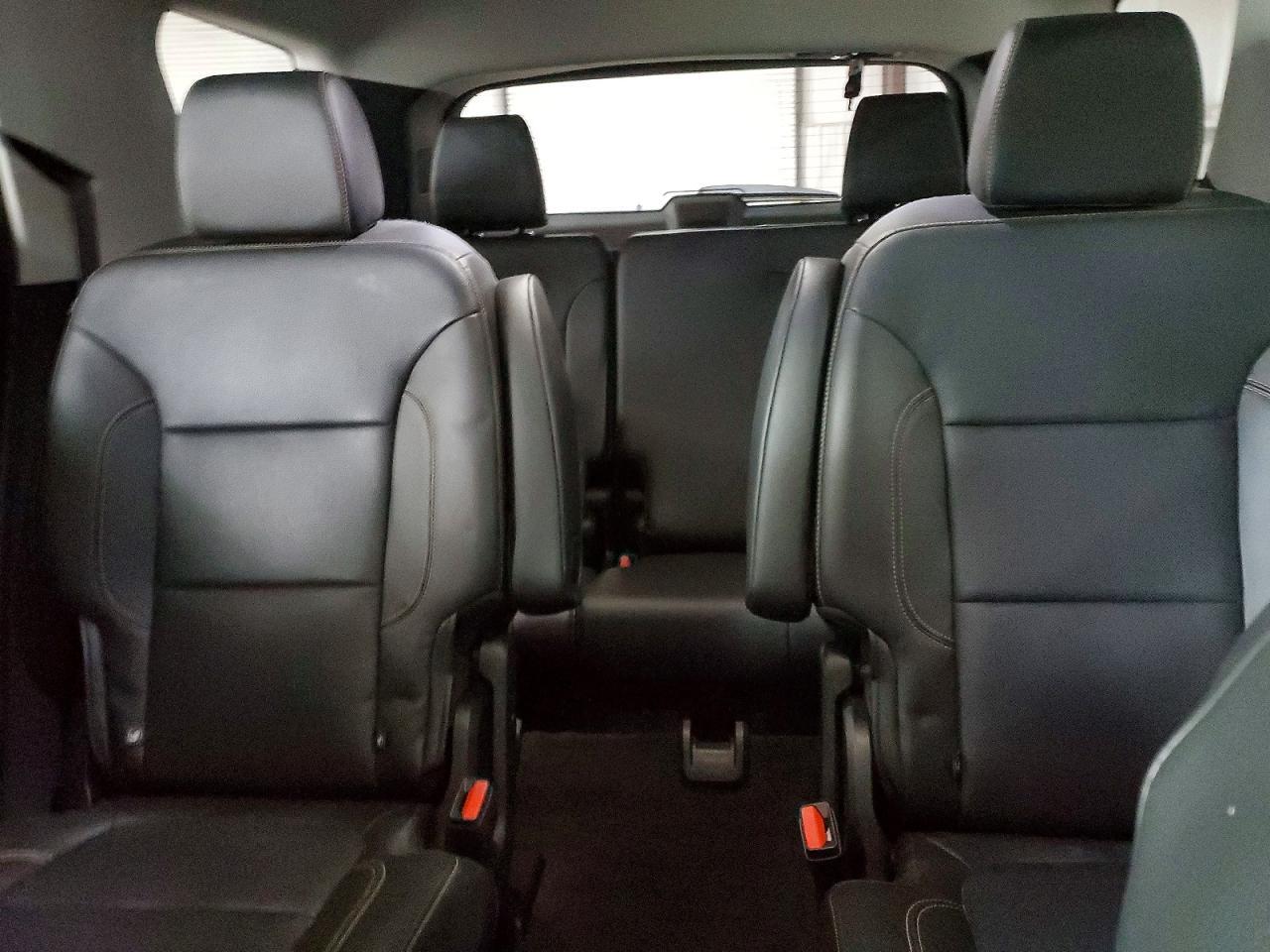 2020 Chevrolet Traverse Premier - zdjęcie 10