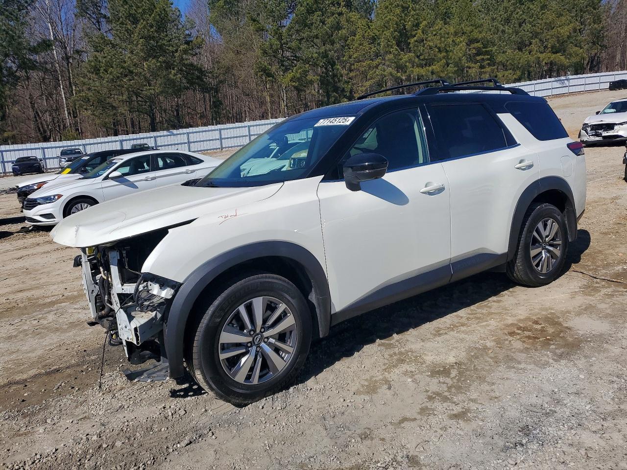 2022 Nissan Pathfinder Sl - zdjęcie główne