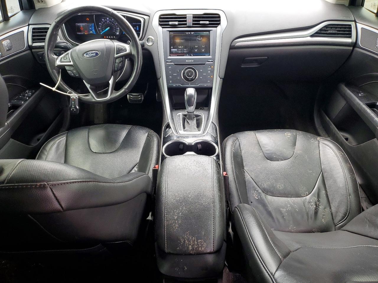 2014 Ford Fusion Titanium - zdjęcie 8