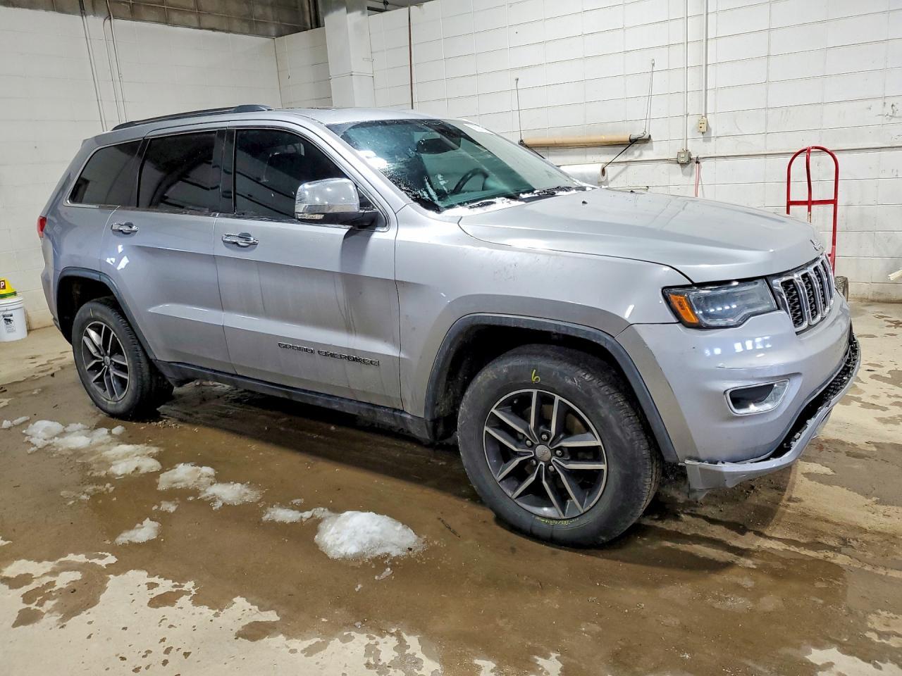 2017 Jeep Grand Cherokee 4D 4X - zdjęcie 4