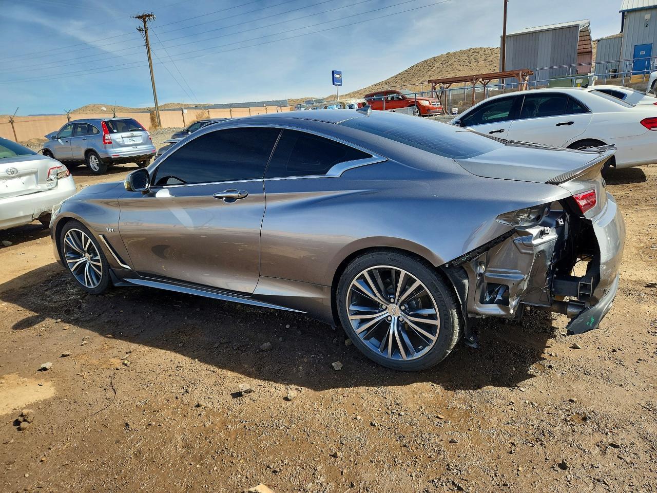 2018 Infiniti Q60 3.0T Luxe - zdjęcie 2