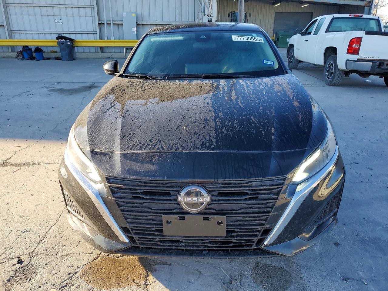 2024 Nissan Altima Sv - zdjęcie 5