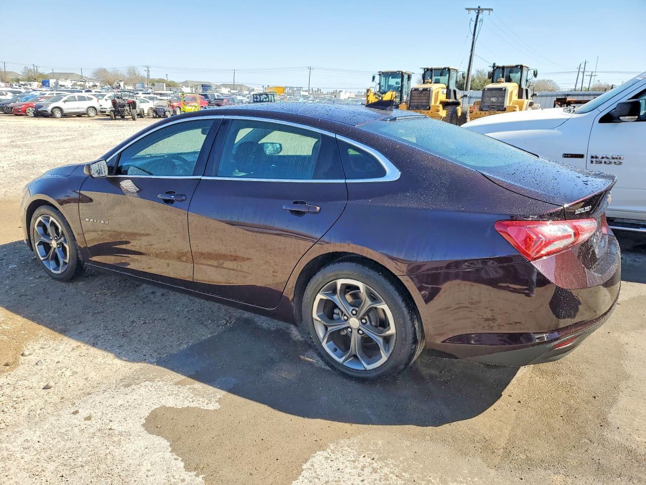 2021 Chevrolet Malibu Lt - zdjęcie 2