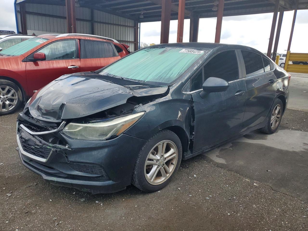 2018 Chevrolet Cruze Lt - zdjęcie główne