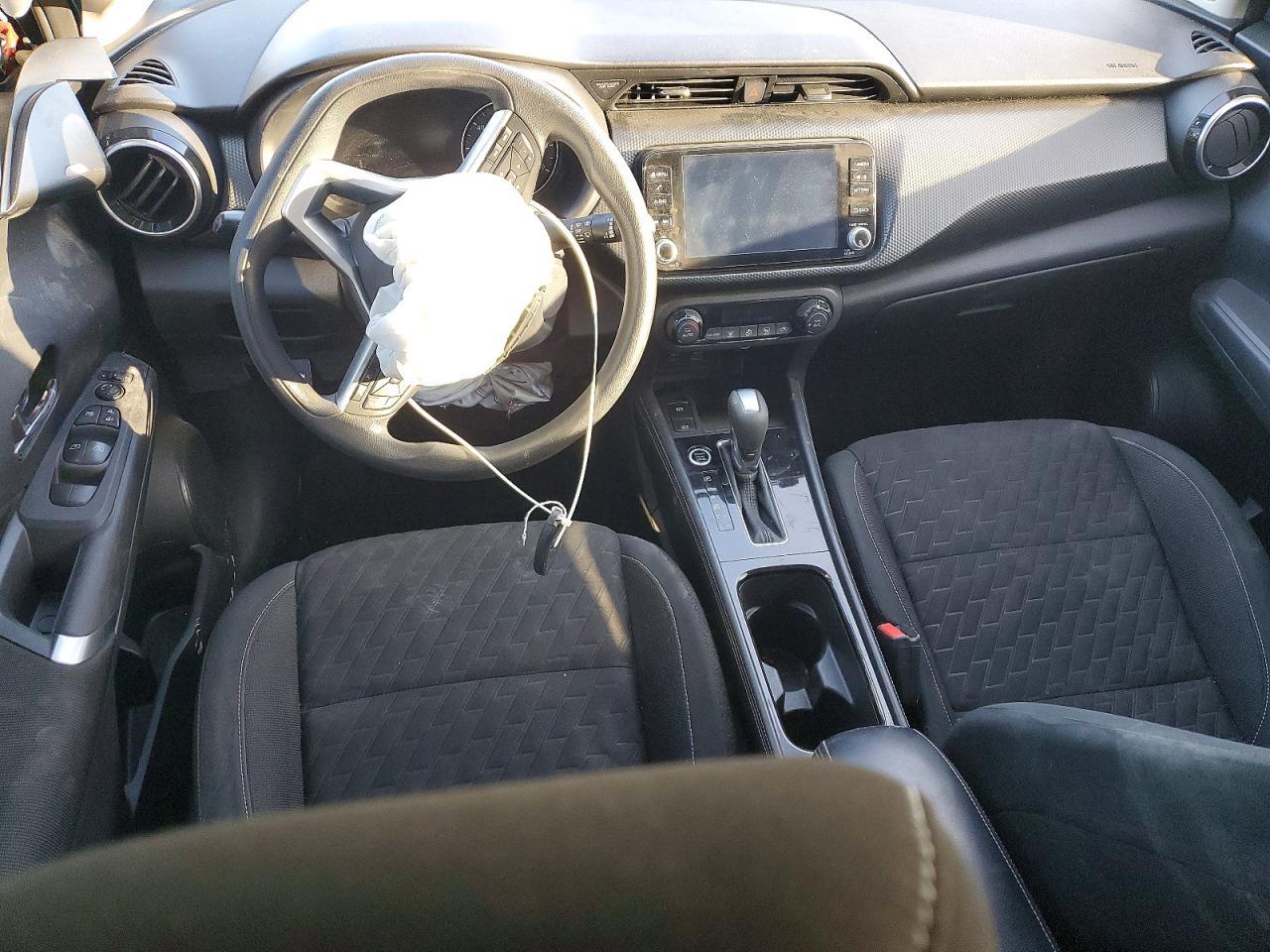 2022 Nissan Kicks Sv - zdjęcie 8