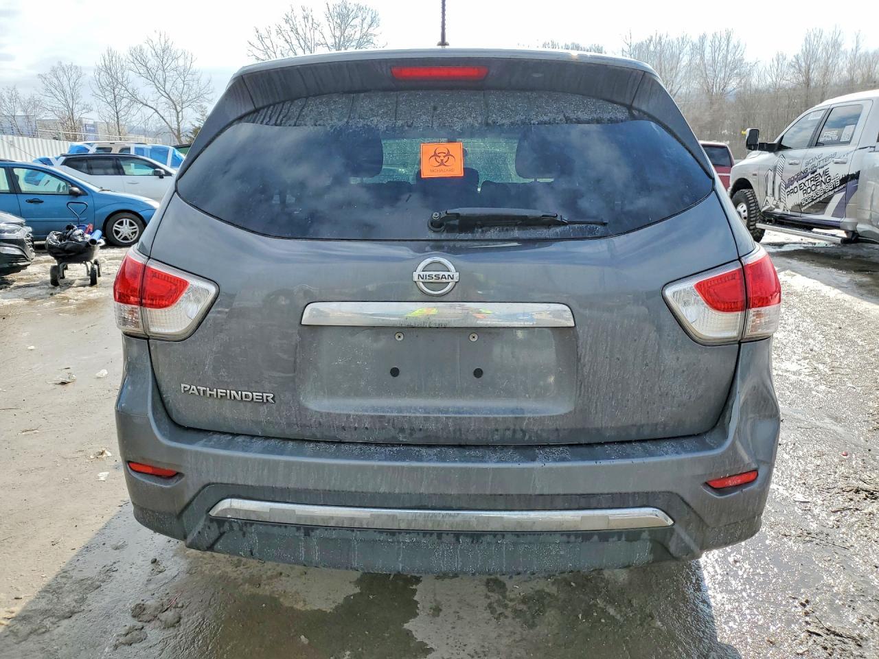2015 Nissan Pathfinder S - zdjęcie 6