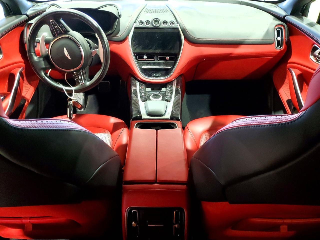 2023 Aston Martin Dbx - zdjęcie 8
