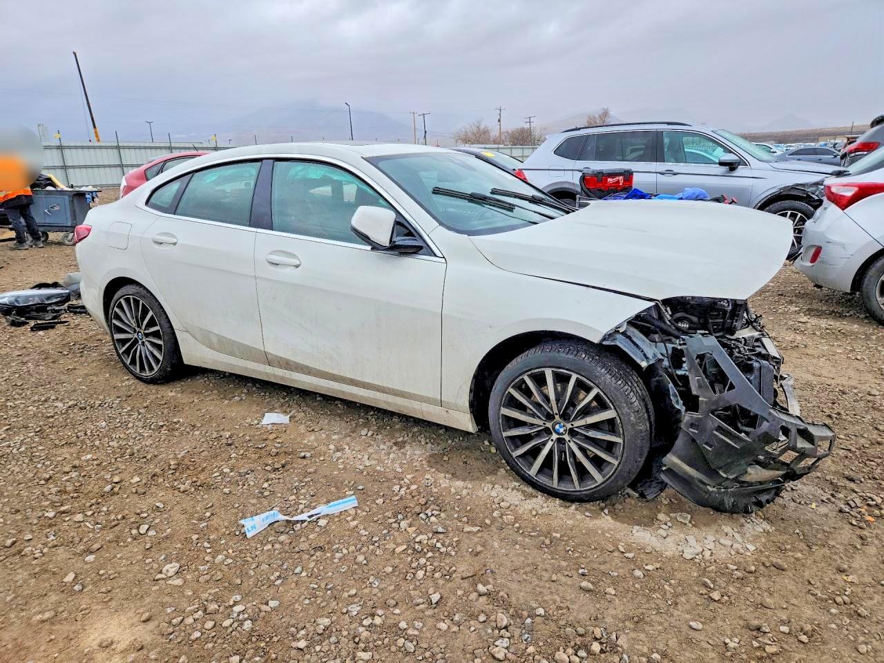 2021 BMW 228Xi - zdjęcie 4