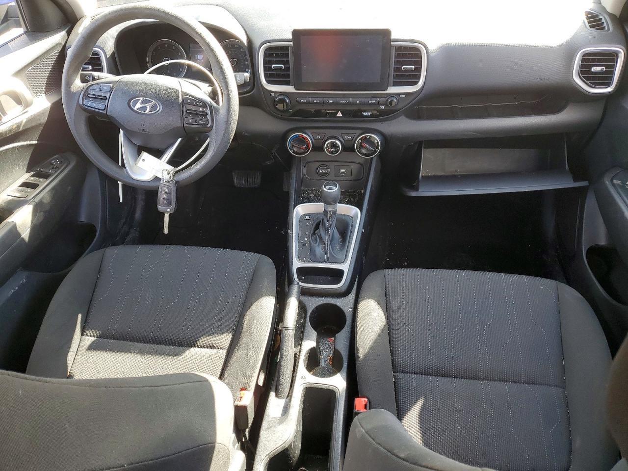 2021 Hyundai Venue Se - zdjęcie 8