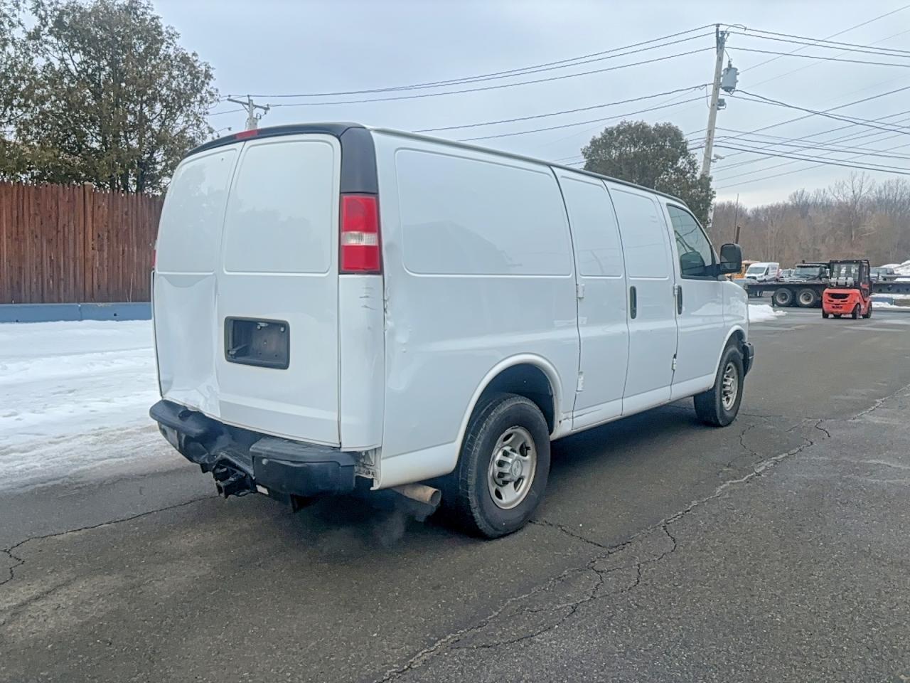 2019 Chevrolet Express G2500 - zdjęcie 4