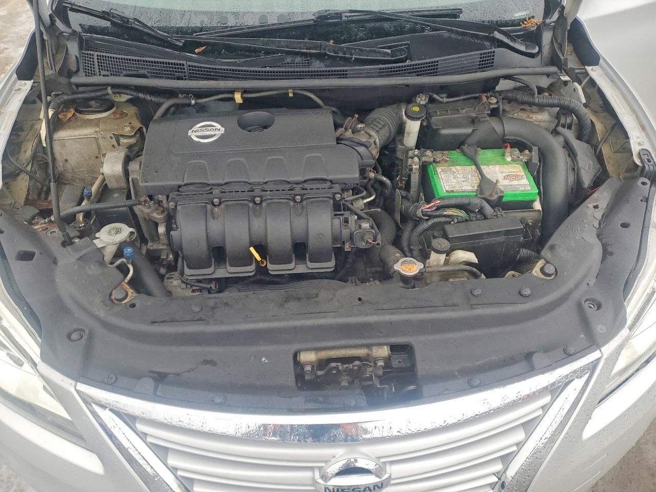 2014 Nissan Sentra S - zdjęcie 11