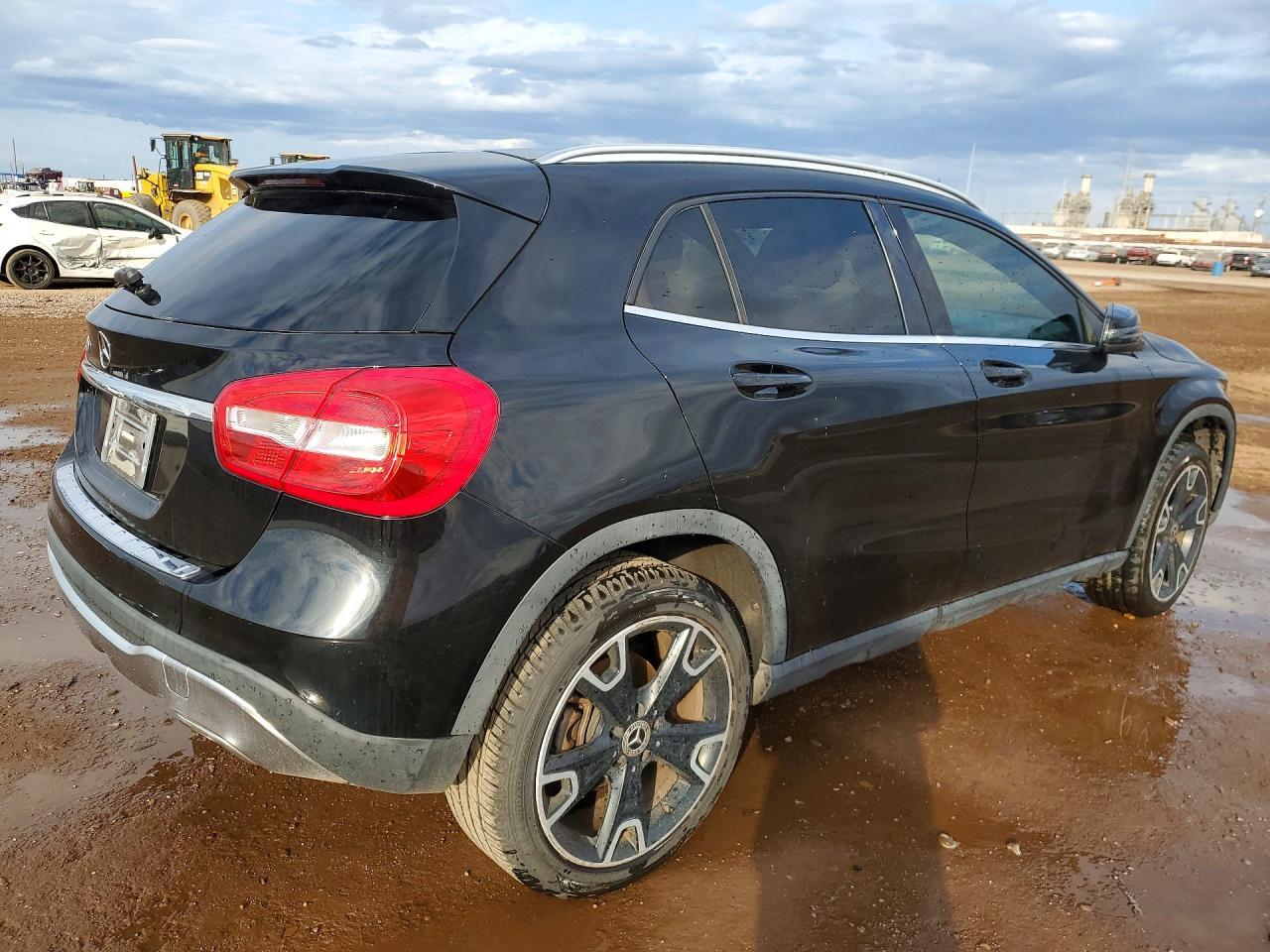 2020 Mercedes-Benz Gla 250 - zdjęcie 3