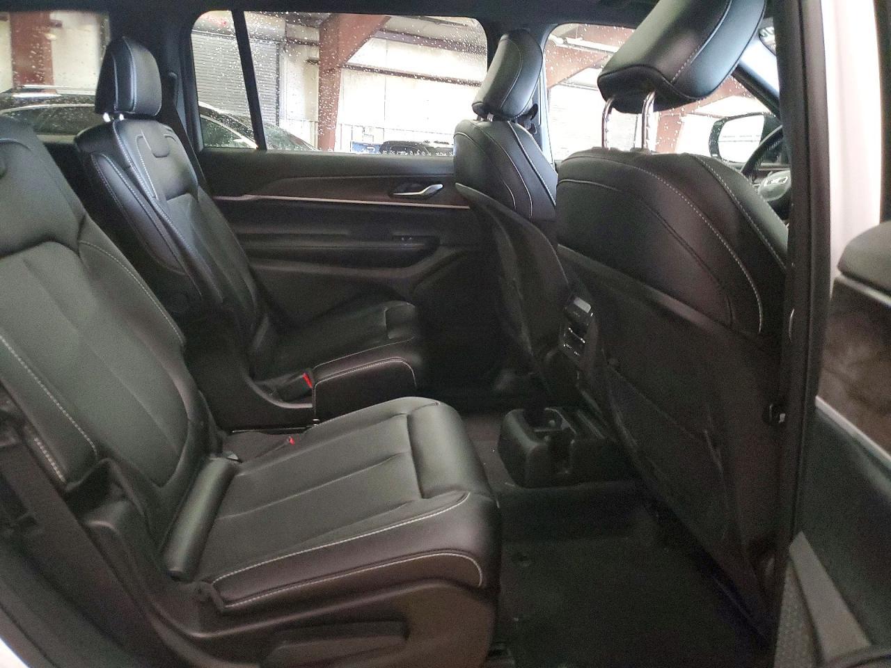 2025 Jeep Grand Cherokee L Limited - zdjęcie 11