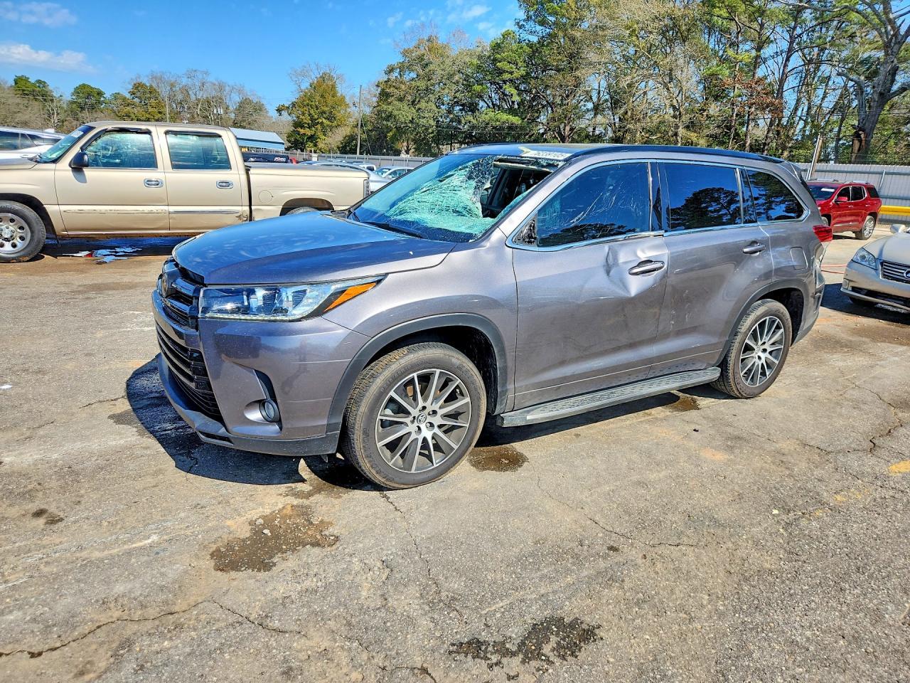 2018 Toyota Highlander Se - zdjęcie główne