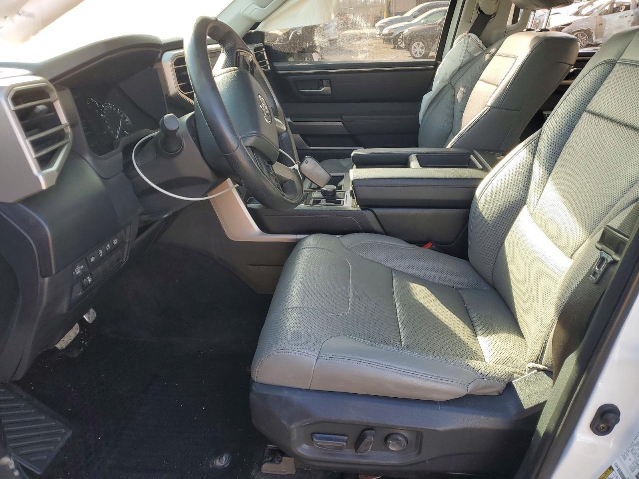 2022 Toyota Tundra Sr5 - zdjęcie 7