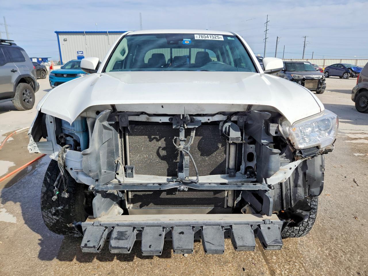 2021 Toyota Tacoma Sr - zdjęcie 5