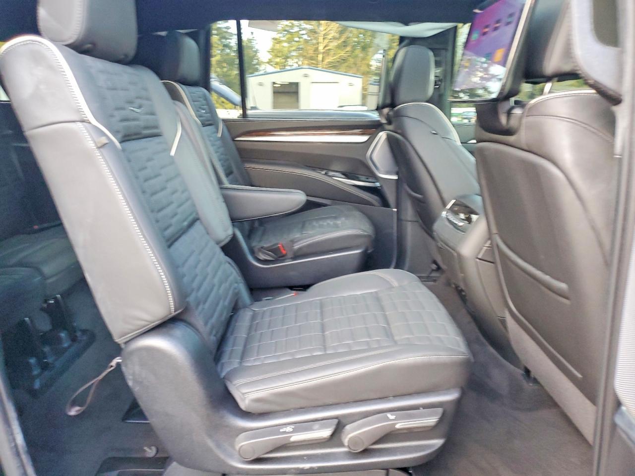 2025 Cadillac Escalade Esv Sport Platinum - zdjęcie 11