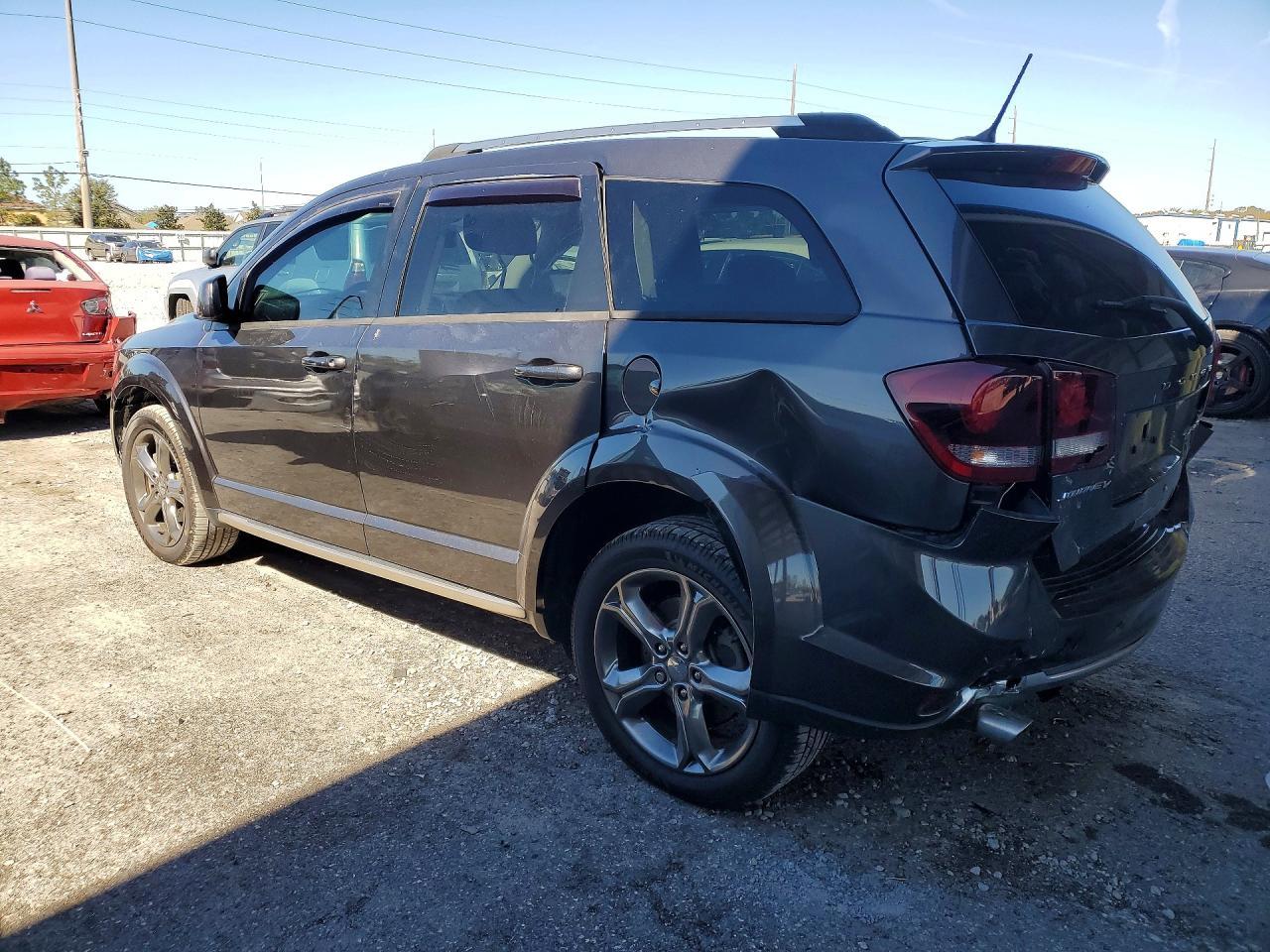 2017 Dodge Journey Crossroad - zdjęcie 2