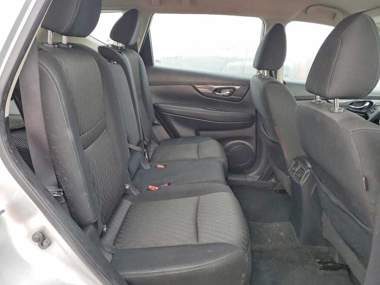 2018 Nissan Rogue S - zdjęcie 10