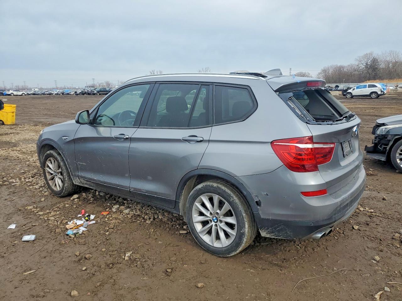 2015 BMW X3 xDrive28I - zdjęcie 2