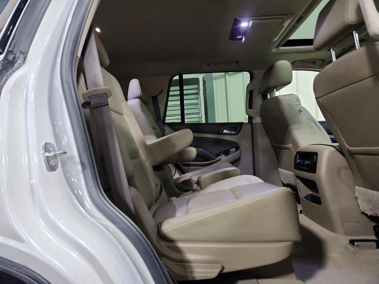 2019 Chevrolet Tahoe K1500 Lt - zdjęcie 11