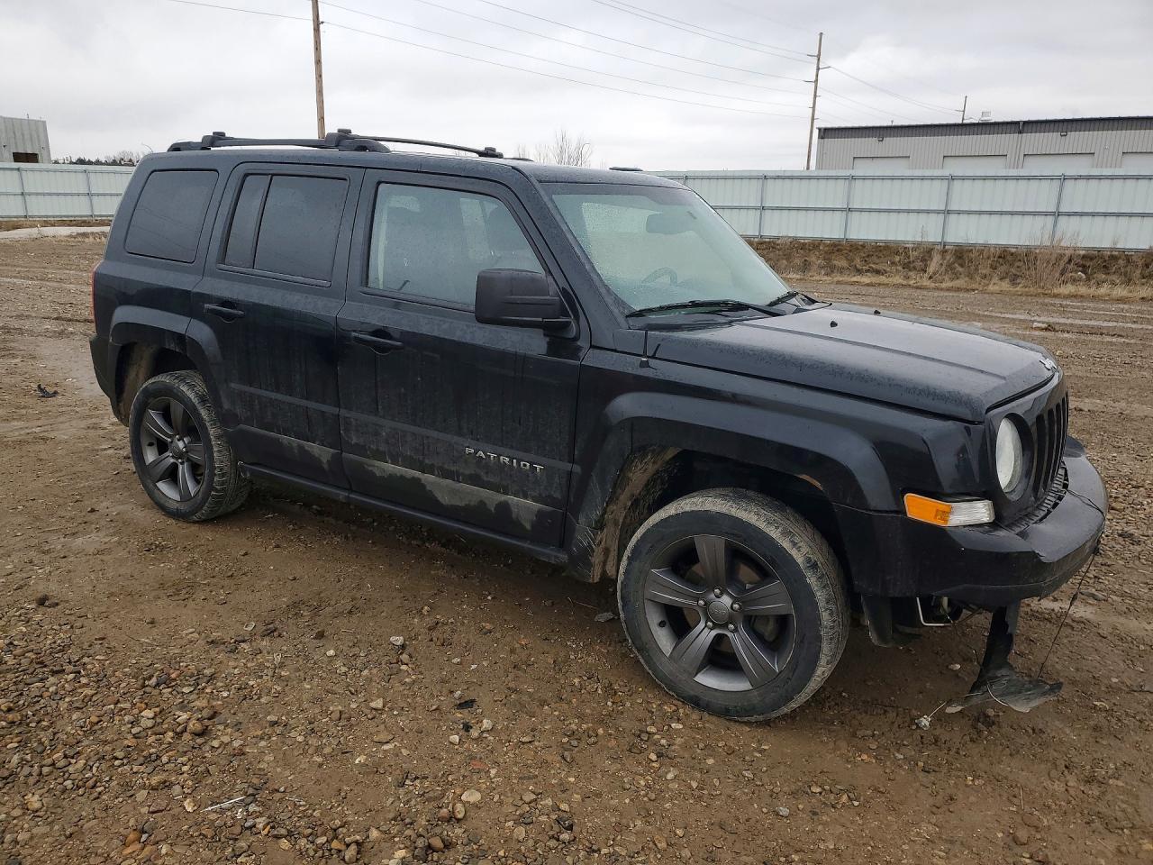2015 Jeep Patriot Latitude - zdjęcie 4