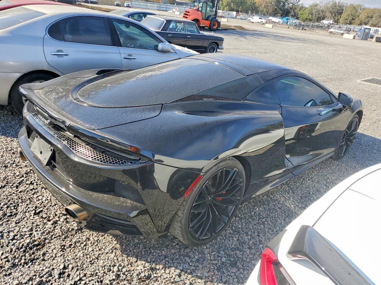 2022 Mclaren Automotive Gt - zdjęcie 3