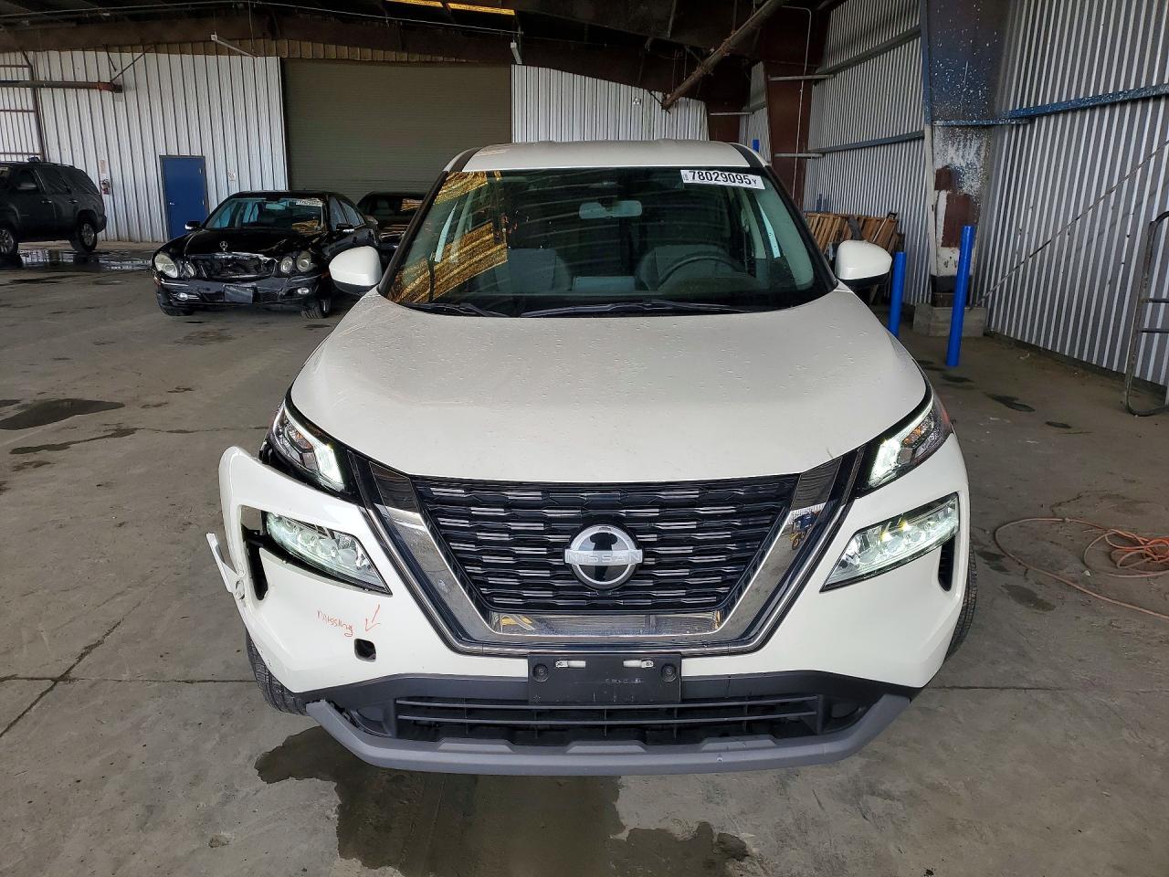 2023 Nissan Rogue Sv - zdjęcie 5