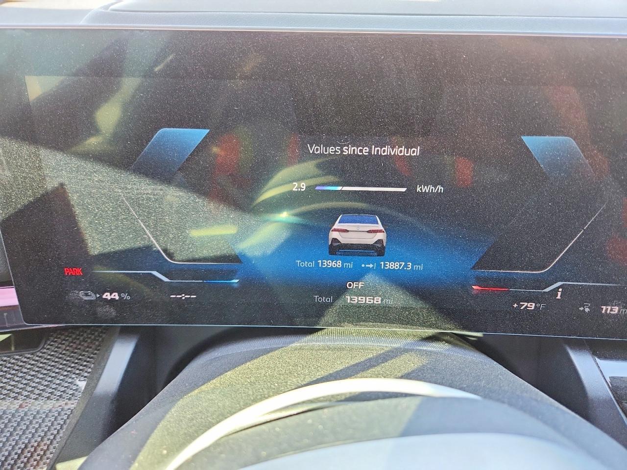 2025 BMW I5 M60 - zdjęcie 9