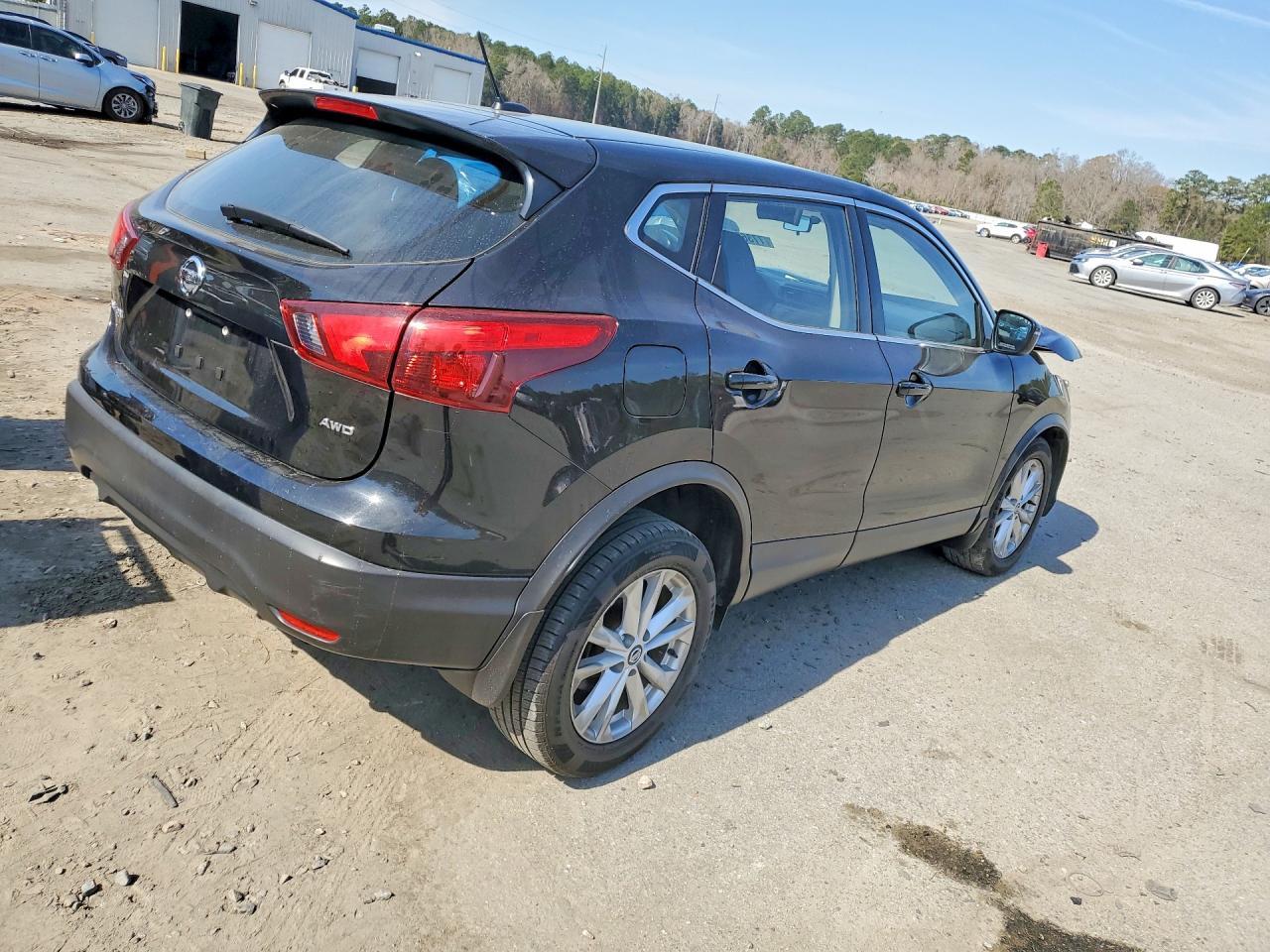 2019 Nissan Rogue Sport S - zdjęcie 3