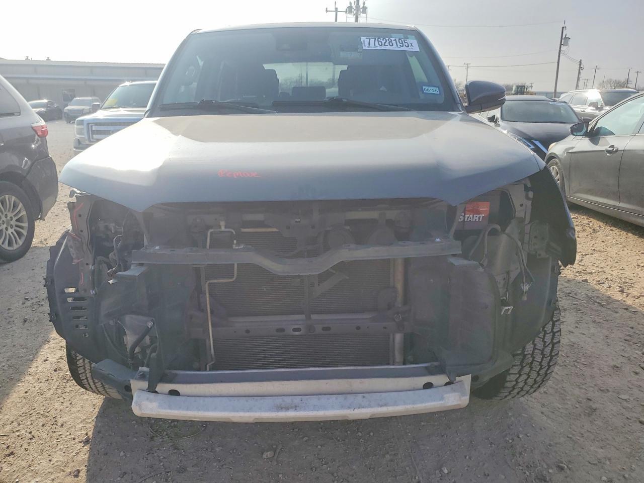 2023 Toyota 4Runner Sr5 - zdjęcie 5