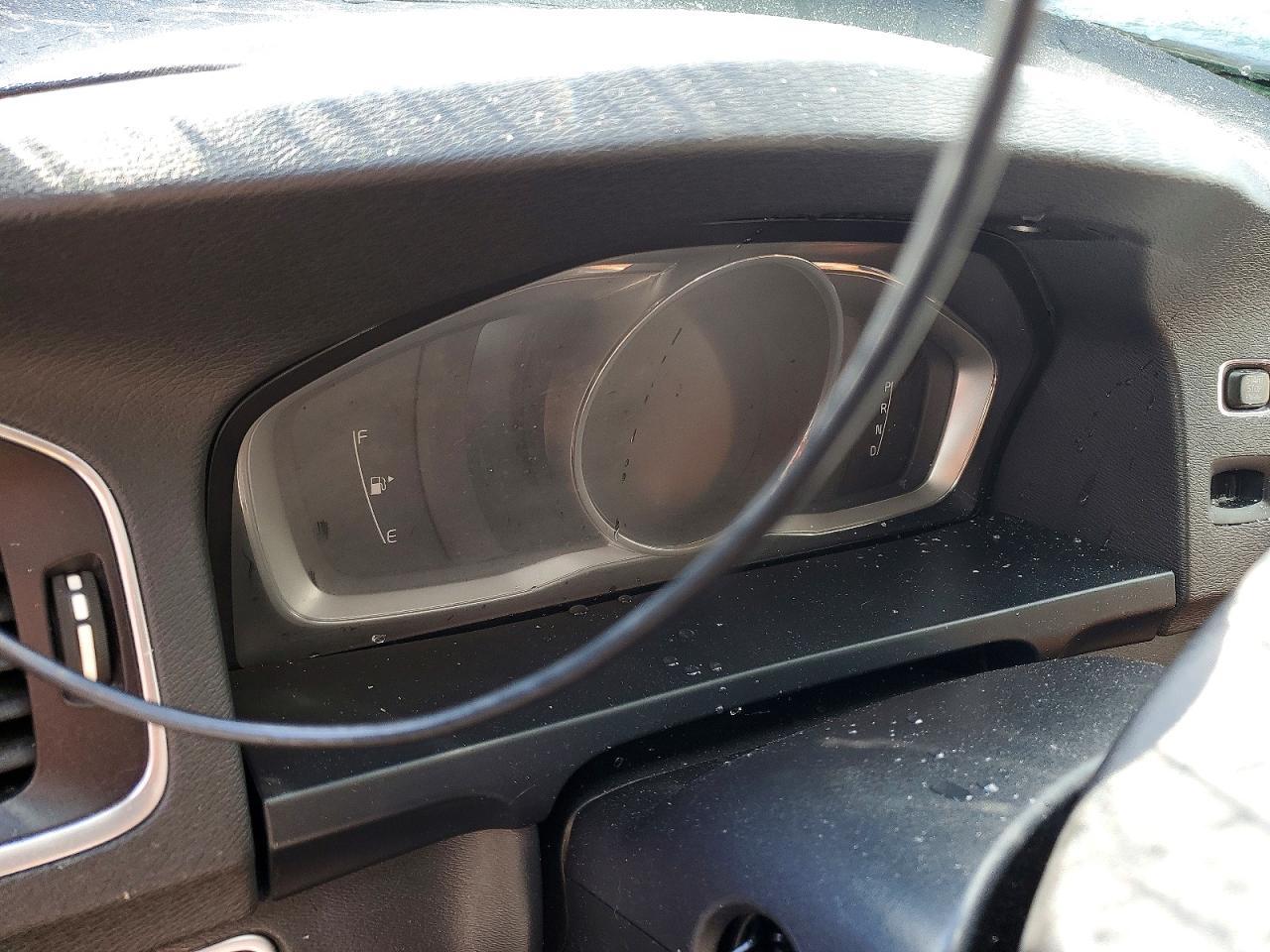 2015 Volvo V60 Premier+ - zdjęcie 9