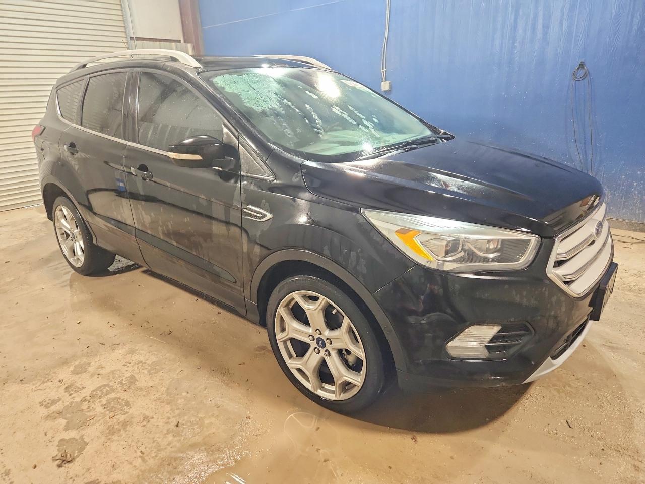 2019 Ford Escape Titanium - zdjęcie 4